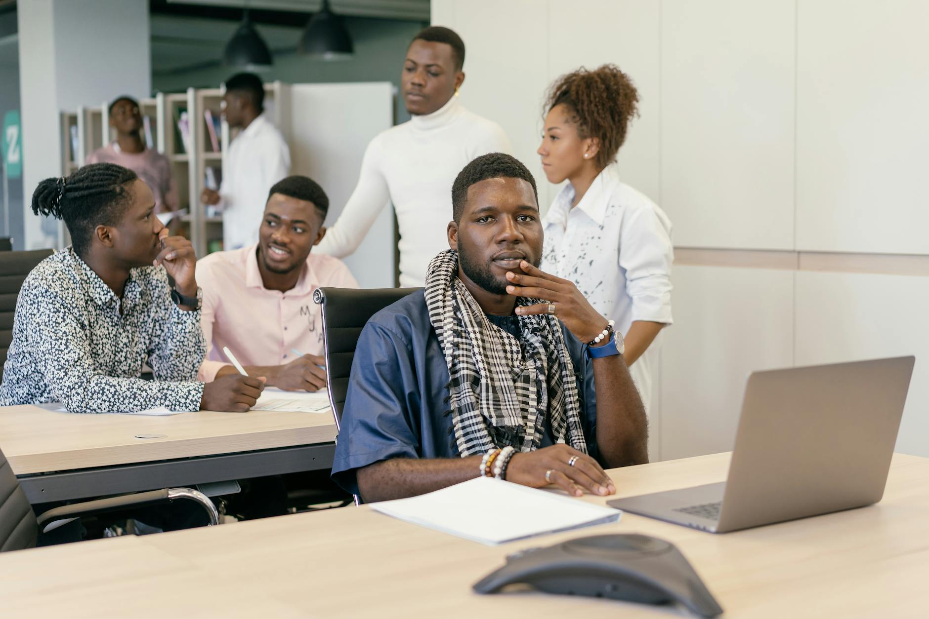 Kadeřnice Anna při konzultaci